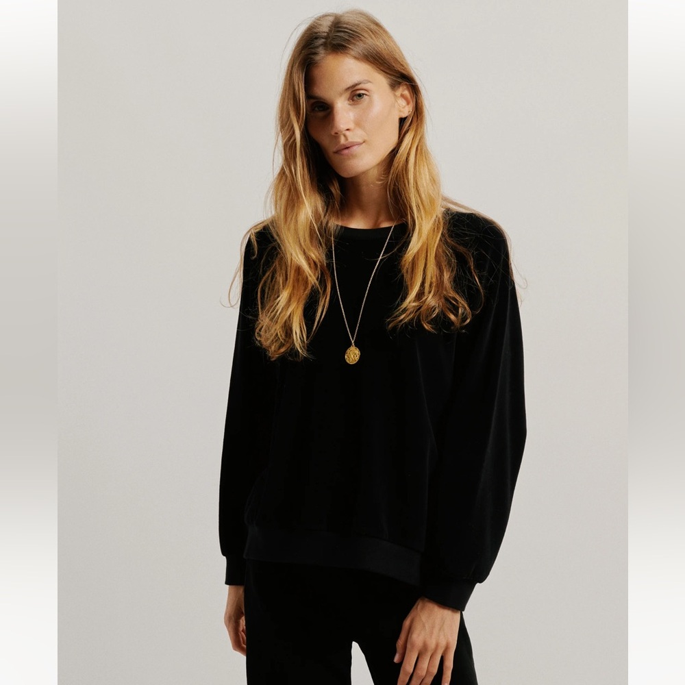 Suzi Kondi Black Velvet Top